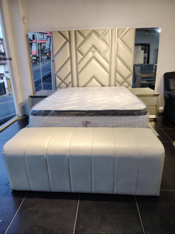 CAMA GOLD CON PIECERO