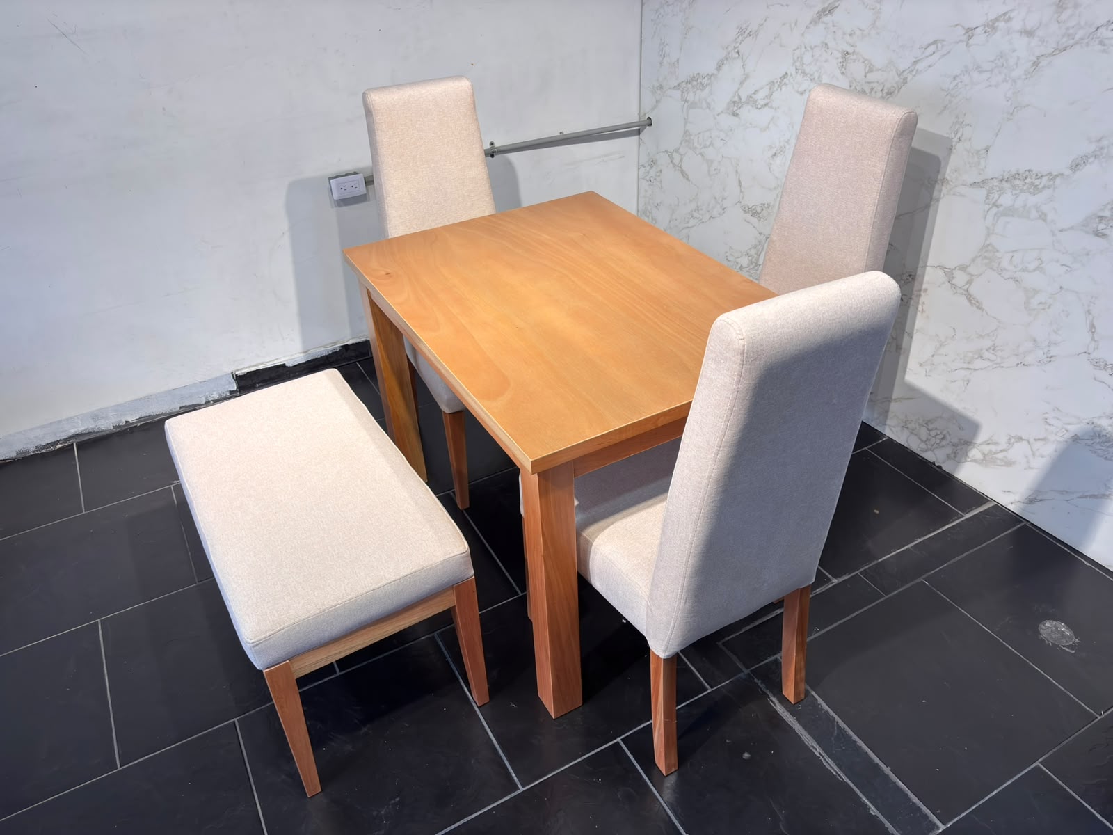 COMEDOR DEKO 4 PUESTOS