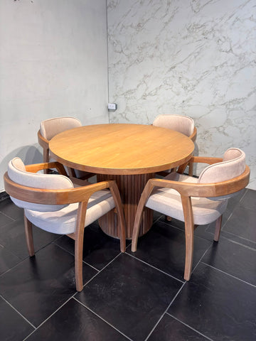 COMEDOR AURA EN ROBLE 4 PUESTOS