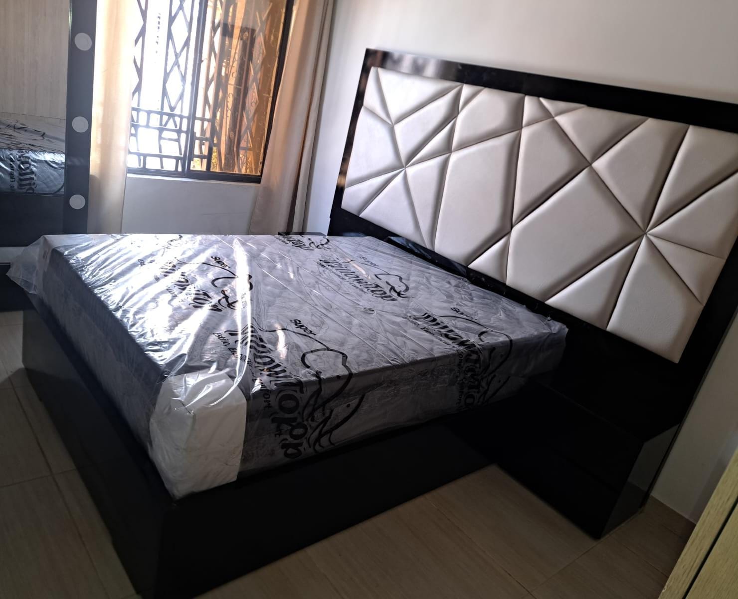 CAMA PRIMA